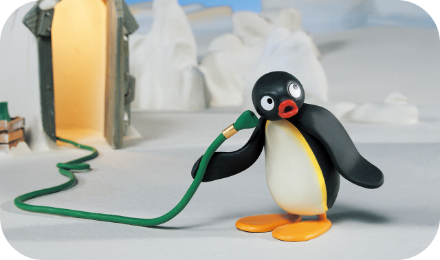 PINGU AND THE HOSE
